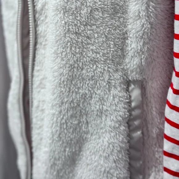 PATAGONIA White fur vest women’s size xl fleece jacket - Picture 15 of 17